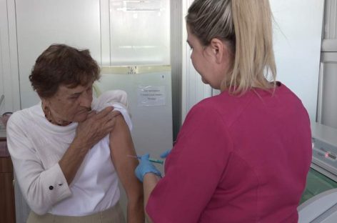Первый пошел — сальчан прививают от гриппа