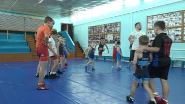 Золото и бронза — в Батайске, в Новосибирске — серебро: борцы греко-римского стиля из поселка Гигант  отличились на областных и международных соревнованиях