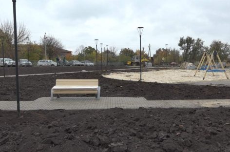 Зона отдыха на месте заброшенного участка: в Гиганте завершаются работы по благоустройству общественного пространства