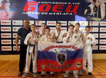 Сальский «Боец» вернулся с наградами из Шахт