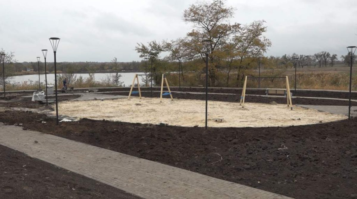 Новый год — в новом парке у реки: ещё одна общественная зона появилась в Гиганте