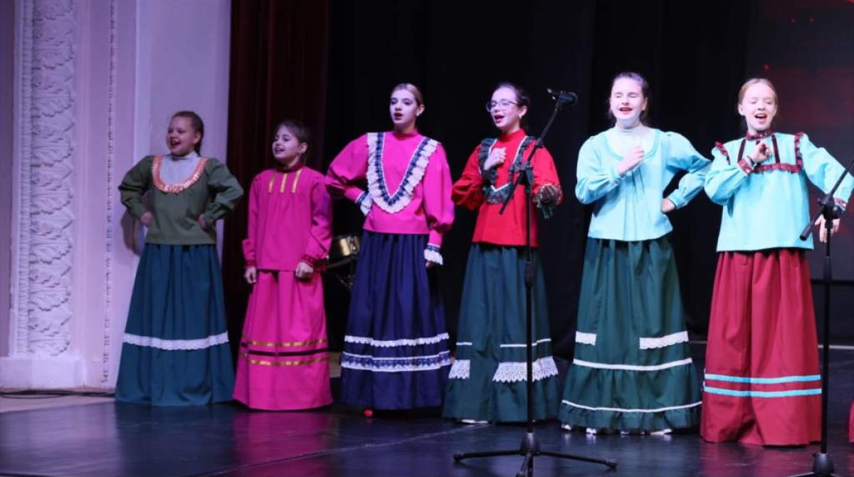 Под счастливой звездой! Фольклорный ансамбль «Багатица» взял гран-при и два первых места на Всероссийском конкурсе