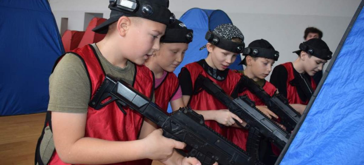 В Сальске прошёл зональный этап областных соревнований по лазерному бою