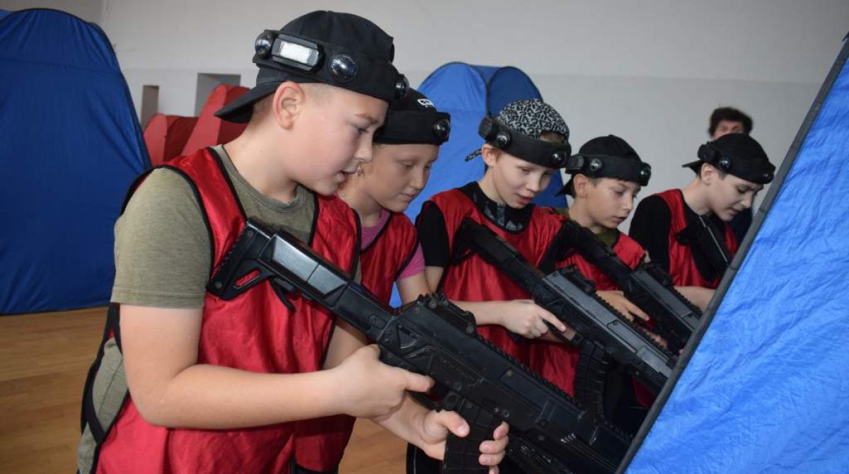 В Сальске прошёл зональный этап областных соревнований по лазерному бою