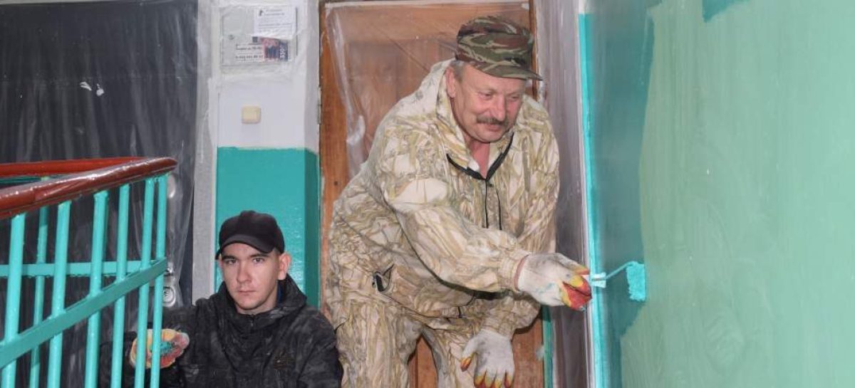 Ремонт в подъездах и не только: у сотрудников ООО УК «Уют-дом» в Сальске появилась возможность заняться плановыми работами