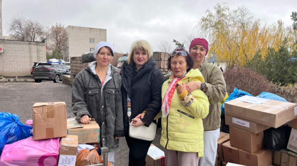 Волонтёрская группа «Боевое братство» доставила новую партию гуманитарки в луганский сортировочный госпиталь