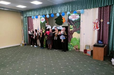 Артисты театра кукол РДК им. Негребецкого «Чародеи» приготовили новый спектакль «По щучьему велению»