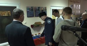 Увековечили память героев: в спорткомплексе открыли памятные доски спортсменам — участникам СВО