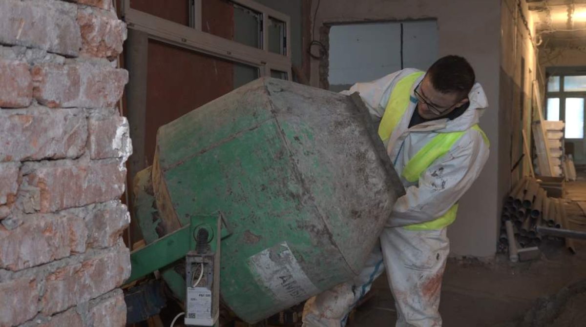 Ремонт за 117 миллионов: в участковой больнице Гиганта идут работы