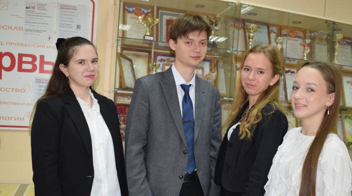 Salsknews.ru продолжает знакомиться с многократными победителями и призёрами на муниципальном этапе Всероссийской олимпиады школьников