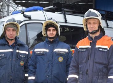 На посту спасения и помощи: 27 декабря свой профессиональный праздник отмечают сальские спасатели