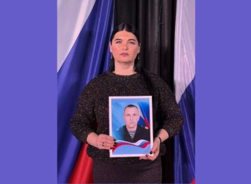 Светлана Лысенко представила премьеру своей песни памяти героев, погибших на спецоперации