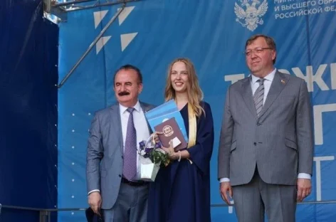 На Дону действует программа льготной ипотеки для медиков и педагогов