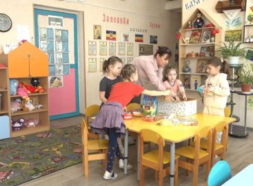 И в госпитали, и на передовую: очередную партию гуманитарного груза готовят сальские волонтеры