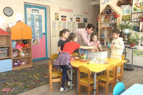 И в госпитали, и на передовую: очередную партию гуманитарного груза готовят сальские волонтеры