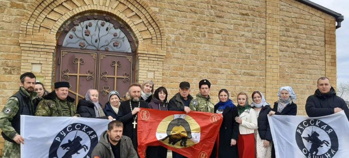 В Свято-Никольском храме в селе Новый Егорлык возобновили традицию благодарственных песнопений