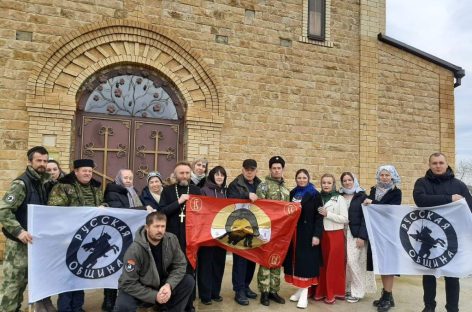 В Свято-Никольском храме в селе Новый Егорлык возобновили традицию благодарственных песнопений