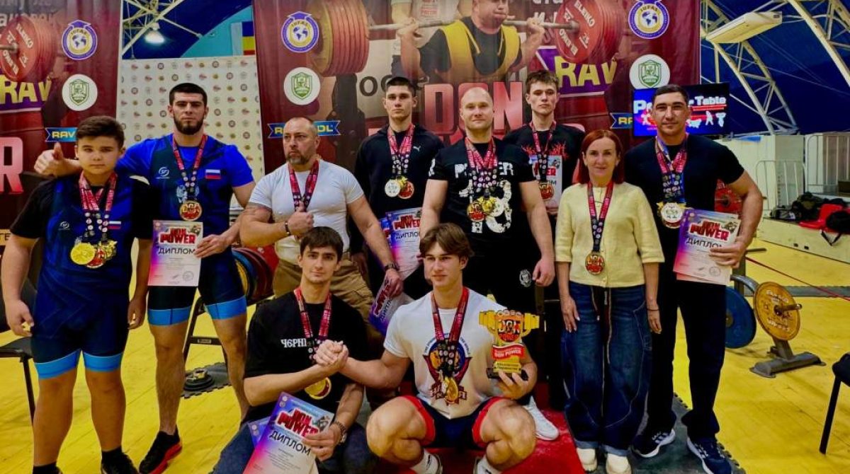 Новые рекорды поставили сальские силачи