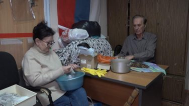 Скоро за ленточку: сальские волонтеры готовят к отправке очередную партию гуманитарного груза
