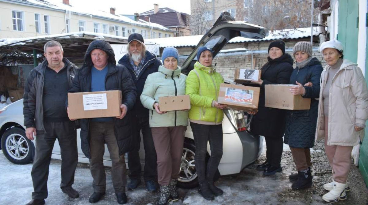 Волонтёрская группа «Боевое братство» доставила очередную партию гуманитарной помощи в луганский сортировочный госпиталь.