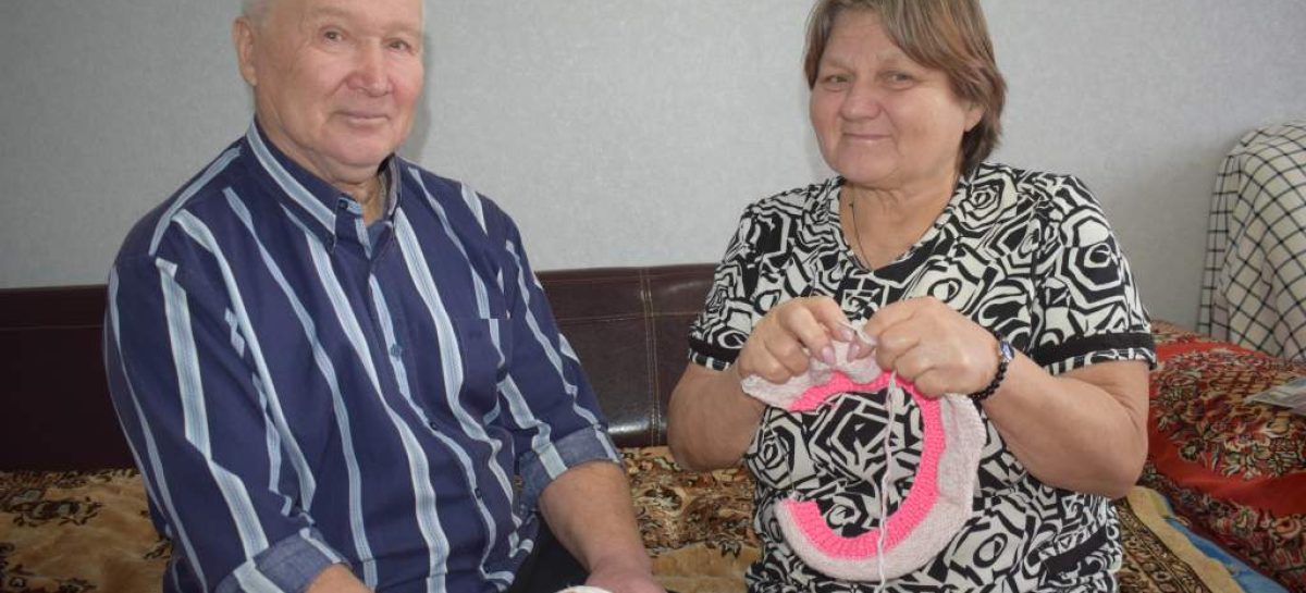 Их счастья золотая пора: 50 лет идут рука об руку по жизни супруги Варины из посёлка Юловский