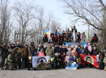 Волонтёры Сальского филиала БФ «Святогор», клуб страйкбола и «Русская община» дружно отметили Масленицу