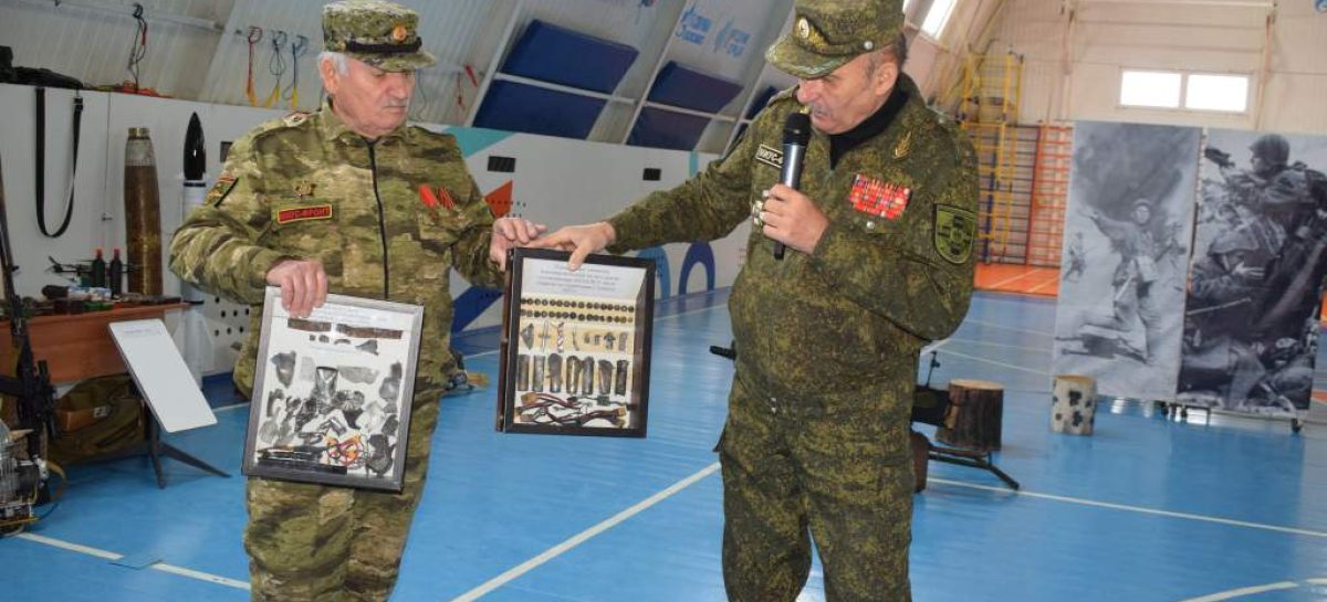 Поисковики «Миус-фронта» рассказали детям и подросткам, как в современных условиях работают правила безопасности