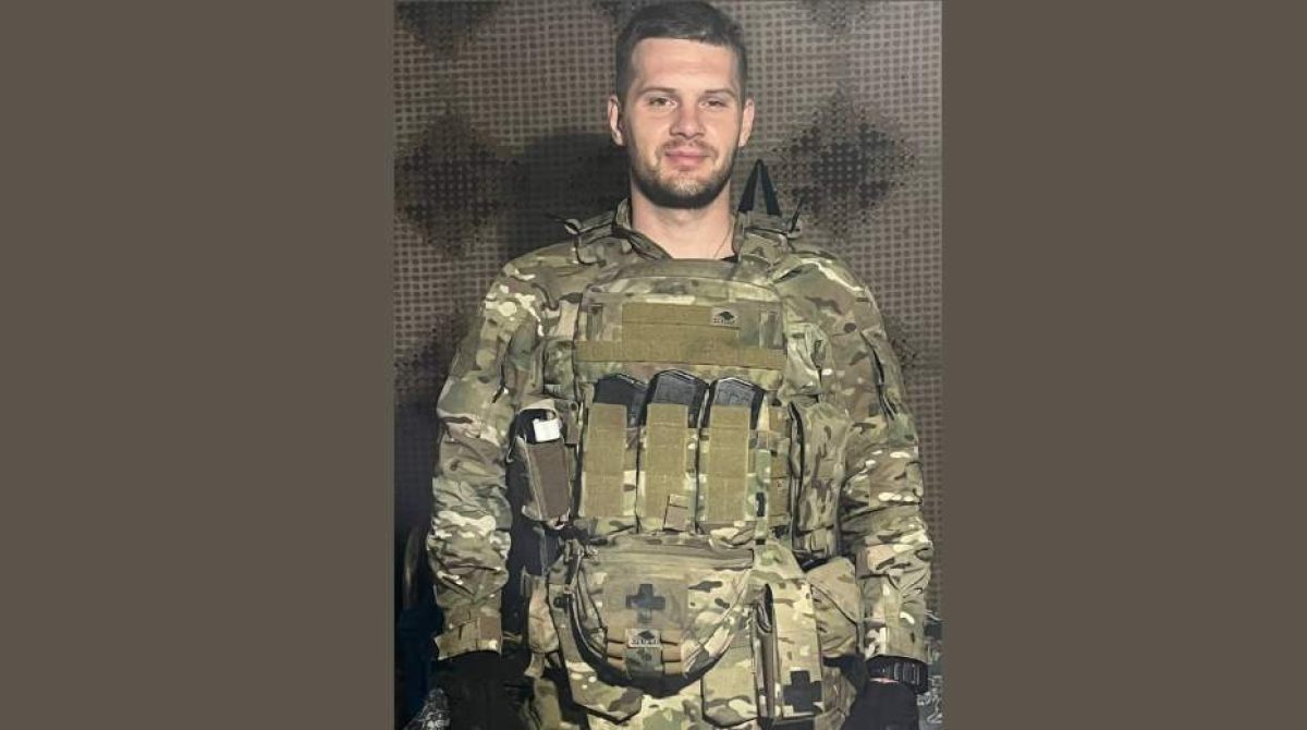 Семь дней провёл Максим Ковалев в лисьей норе под ударами вражеских дронов