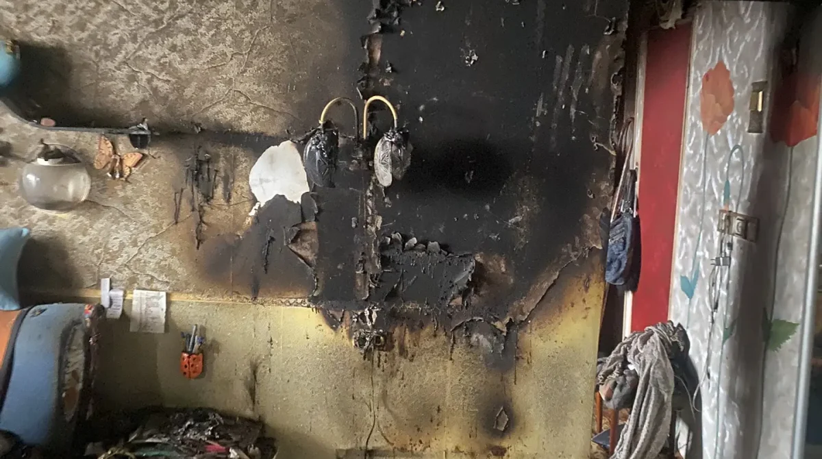 В центре Сальска, в многоквартирном доме, произошёл пожар