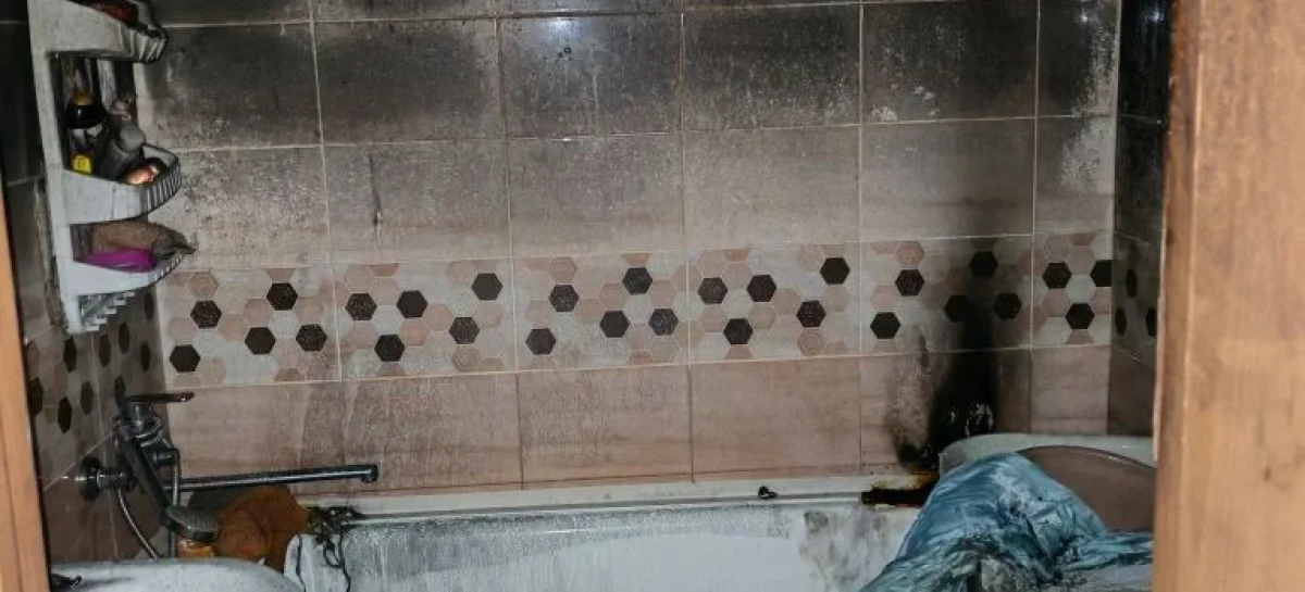 В Сальске, в многоквартирном доме, случился пожар