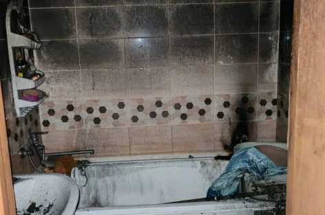 В Сальске, в многоквартирном доме, случился пожар