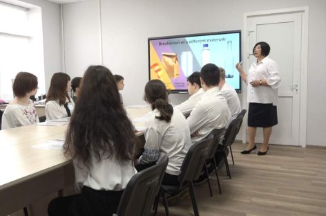 Прошла отбор: преподаватель САТК Ирина Тимченко примет участие в региональном этапе Всероссийского конкурса «Мастер года»