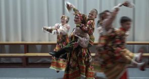 С «Фроськиными гуляньями» на «Донской перепляс»:  сальская «Забава» едет на Всероссийский фестиваль-конкурс