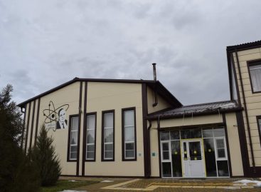 В Сальском районе школа № 54 села Новый Егорлык уже 25 лет находится под крылом атомщиков