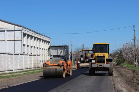 В Сальске приступили к ремонту дорог и тротуаров