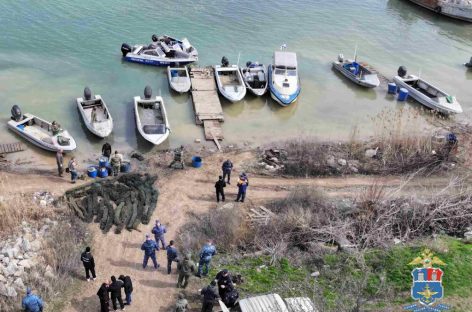 Полицейские в ходе операции «Путина-2026» очистили акваторию Цимлянского водохранилища от браконьерских ловушек