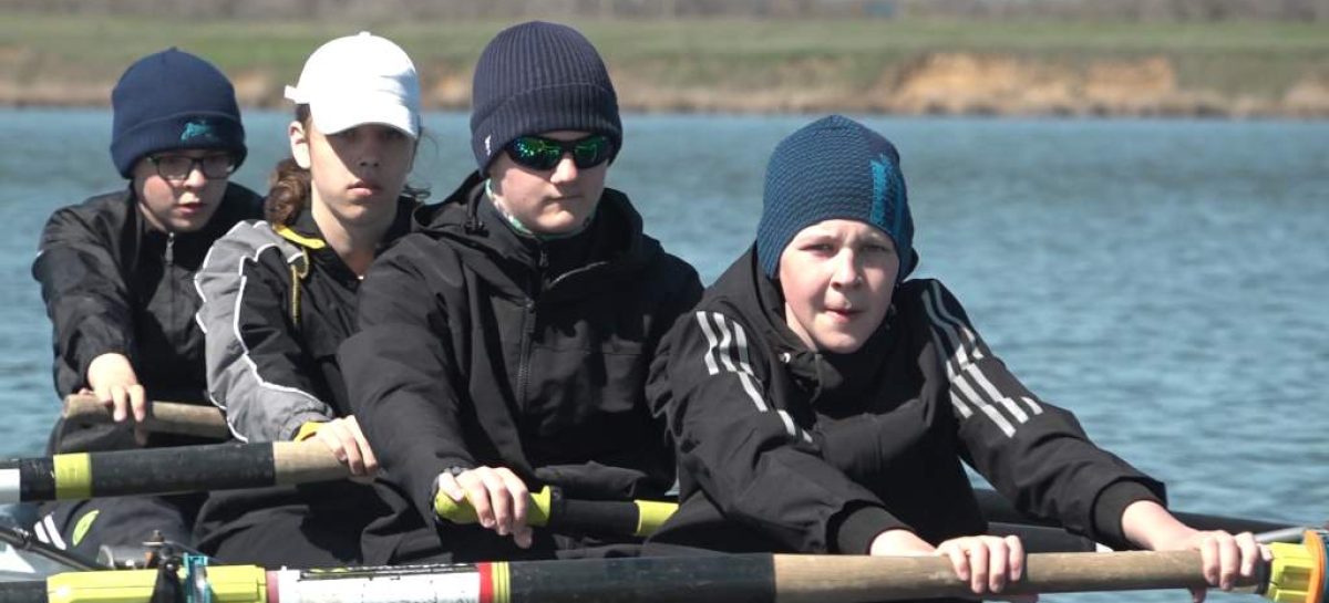 Гребцы-академисты из города на Неве побывали в Сальске на учебно-тренировочных сборах