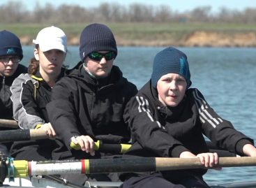 Гребцы-академисты из города на Неве побывали в Сальске на учебно-тренировочных сборах