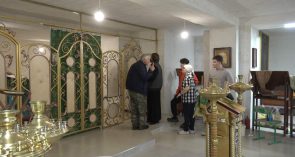 Переехали насовсем: в эту пятницу в теплом приходе храма Владимирской иконы Божией Матери впервые пройдет вечерняя служба