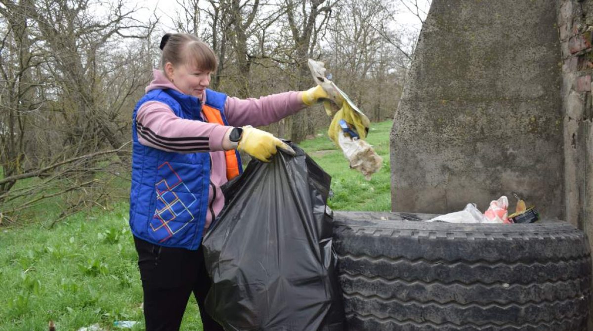 В Сальске — в разгаре месячник чистоты, объявленный на территории Ростовской области