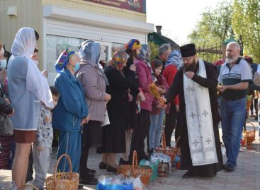 В сальских храмах на Пасху пройдут праздничные богослужения