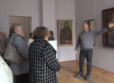 Война, победа, память: в художественном музее работает экспозиция, посвященная героям Великой Отечественной