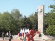 С песнями и военной техникой: 81 годовщину Победы отметили сальчане