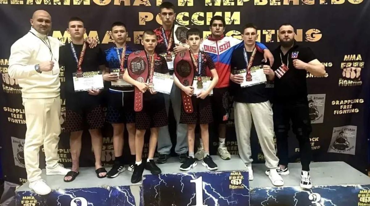 6 наград у «Берлоги»: борцы смешанных единоборств отличились  на чемпионате и первенстве России по ММА Free-Fighting