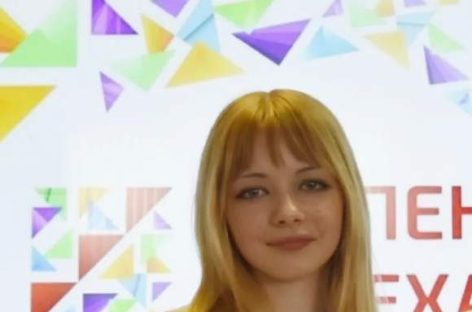 Сальчанка Мария Доронина стала абсолютным победителем   образовательной смены «Краски народов России 2026»
