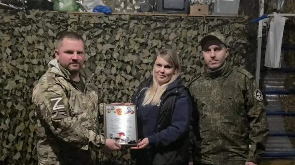 Волонтёр группы «По ZOVу сердца своих не бросаем» Надежда Морозова доставила гуманитарку в Авдеевку